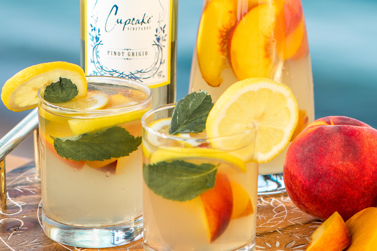 Cupcake Peach Lemonade